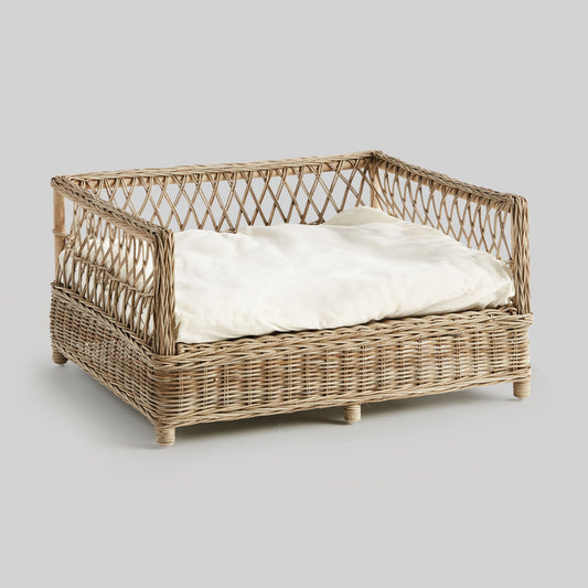 Woven rattan large pet bed - stylish home accent (Image1).
