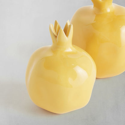 Yellow glazed ceramic bud vases (set of 2) - stylish home accent (Image3).